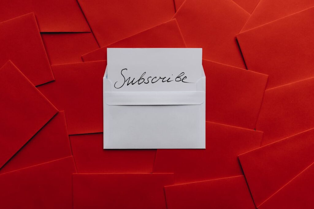 Envelope with the word subscribe
