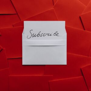 Envelope with the word subscribe